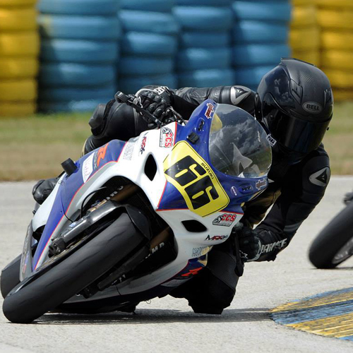 Knee dragging at Homestead, Miami